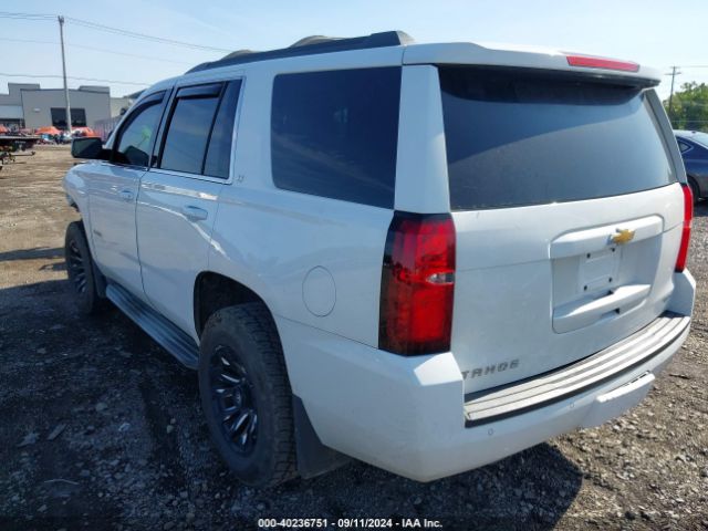 Photo 2 VIN: 1GNSKBKC6FR170476 - CHEVROLET TAHOE 