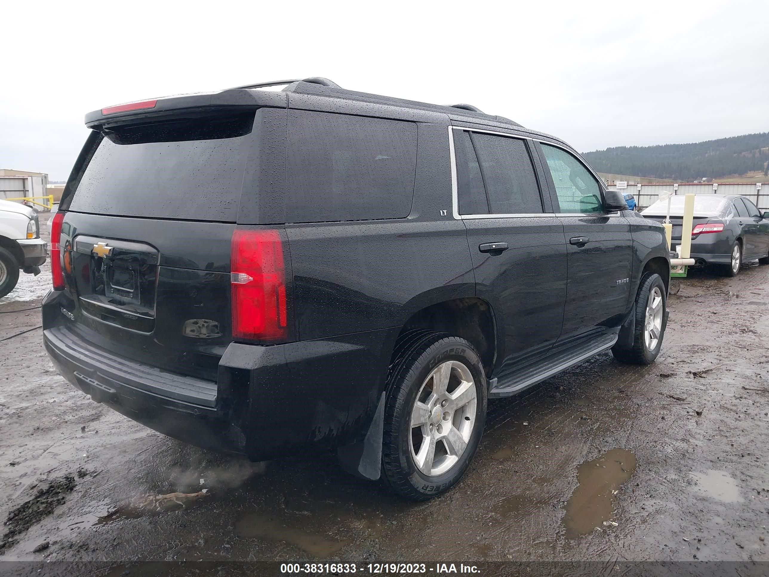 Photo 3 VIN: 1GNSKBKC6FR622085 - CHEVROLET TAHOE 