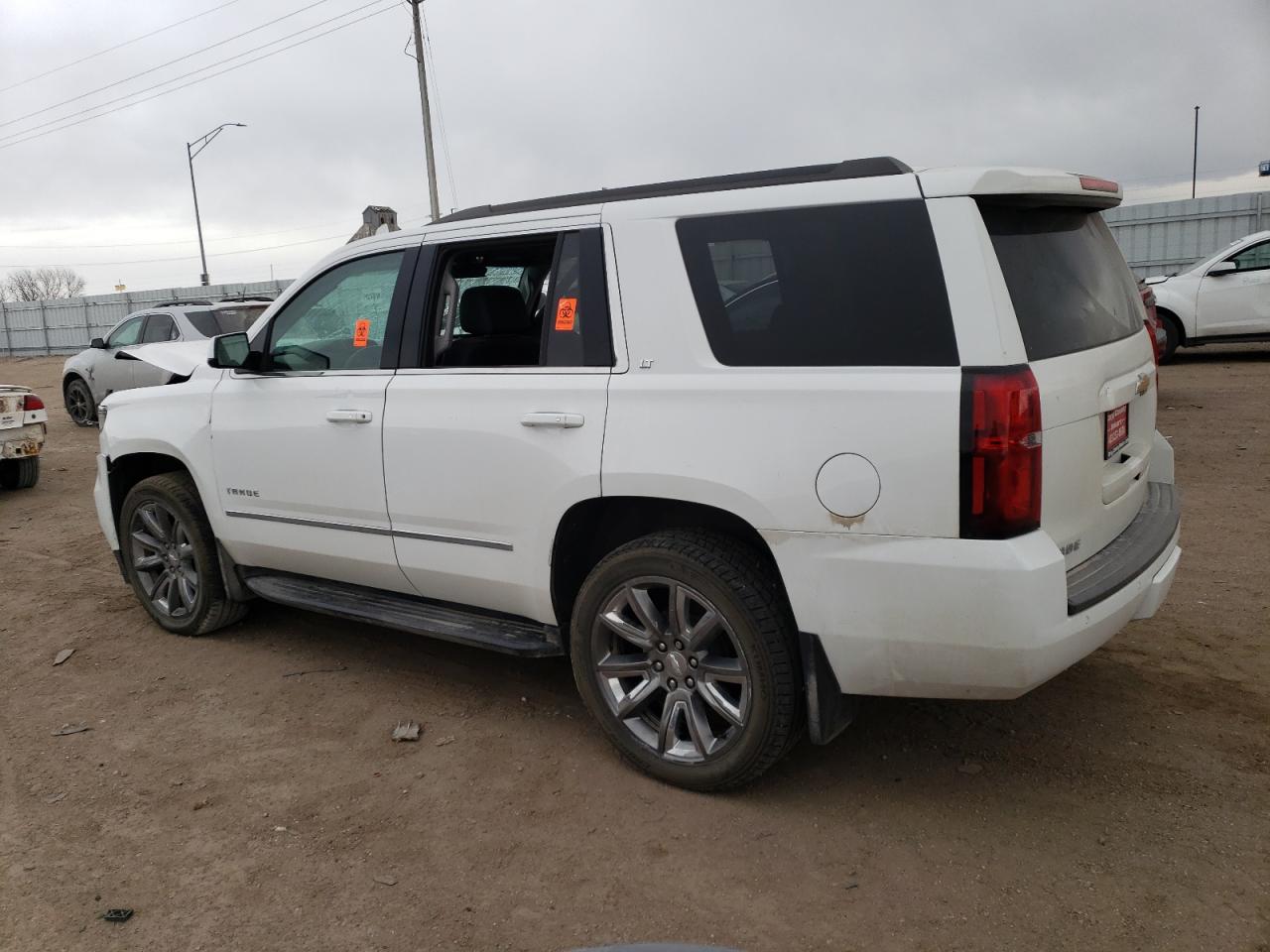 Photo 1 VIN: 1GNSKBKC7KR261914 - CHEVROLET TAHOE 