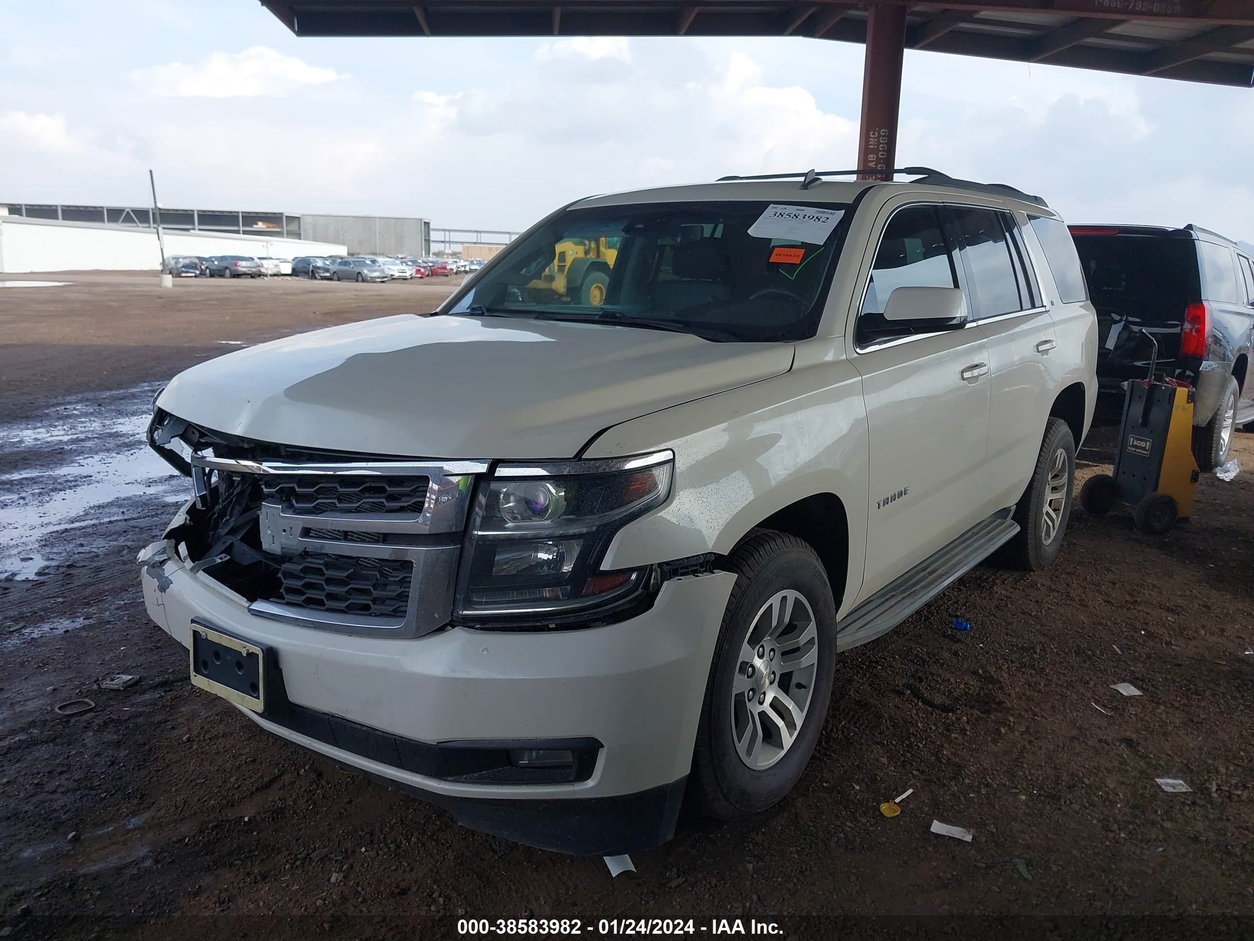 Photo 1 VIN: 1GNSKBKC8FR109873 - CHEVROLET TAHOE 