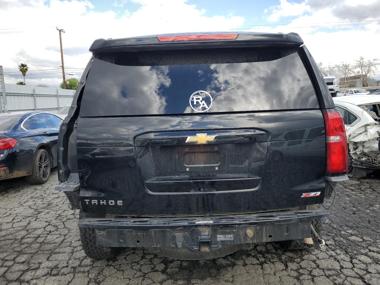 Photo 5 VIN: 1GNSKBKC8HR357379 - CHEVROLET TAHOE 