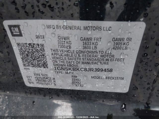 Photo 8 VIN: 1GNSKBKC8JR399458 - CHEVROLET TAHOE 