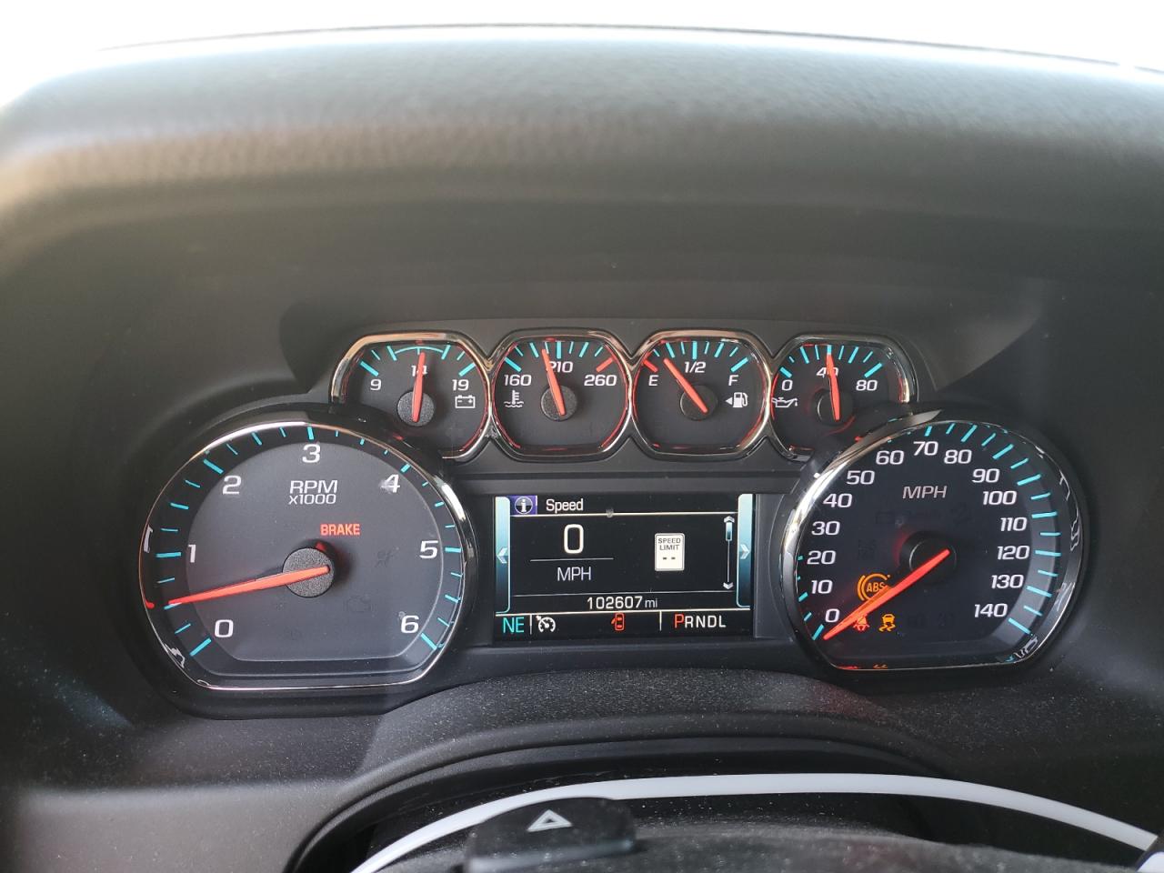 Photo 8 VIN: 1GNSKBKC8KR116963 - CHEVROLET TAHOE 