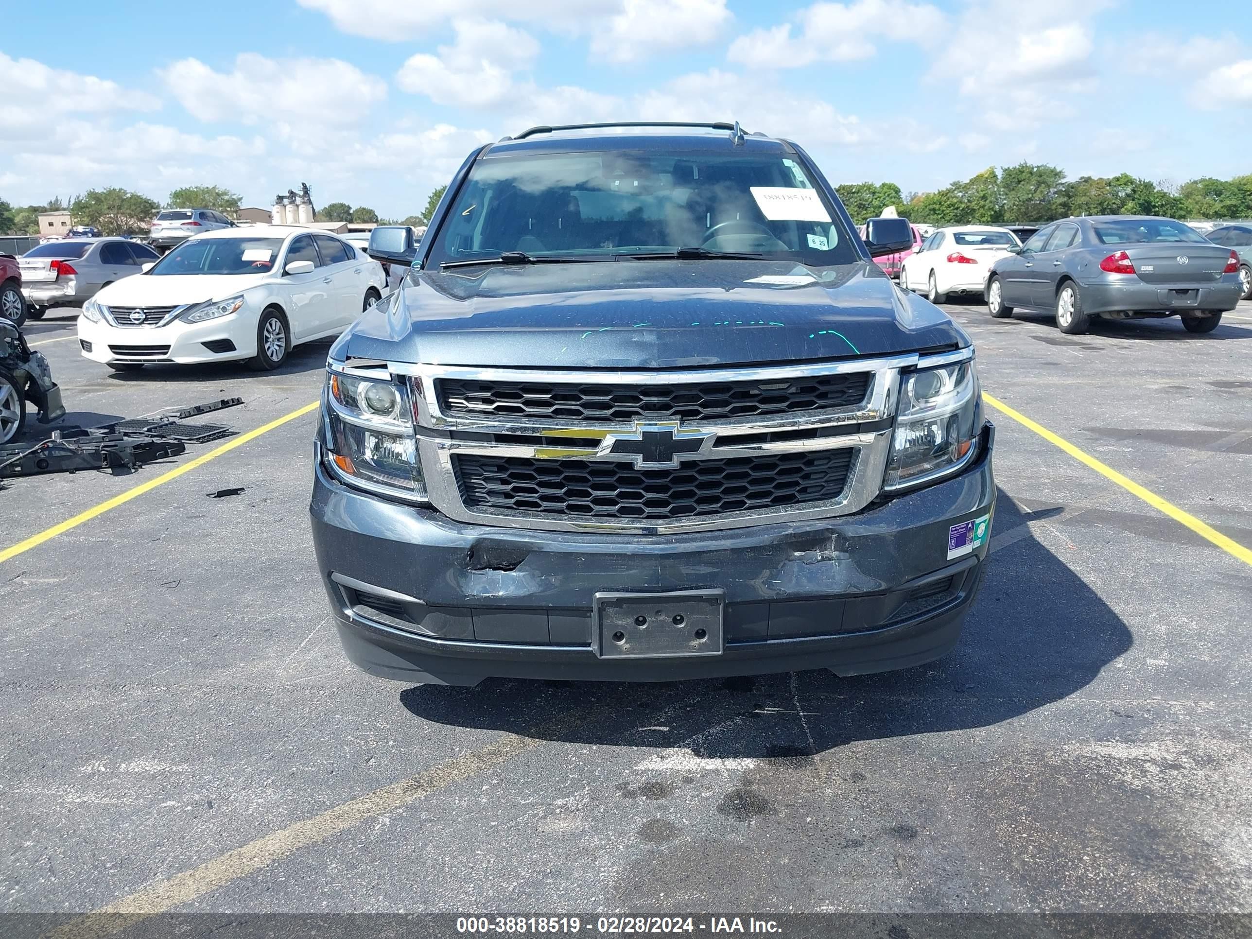 Photo 12 VIN: 1GNSKBKC8LR305291 - CHEVROLET TAHOE 