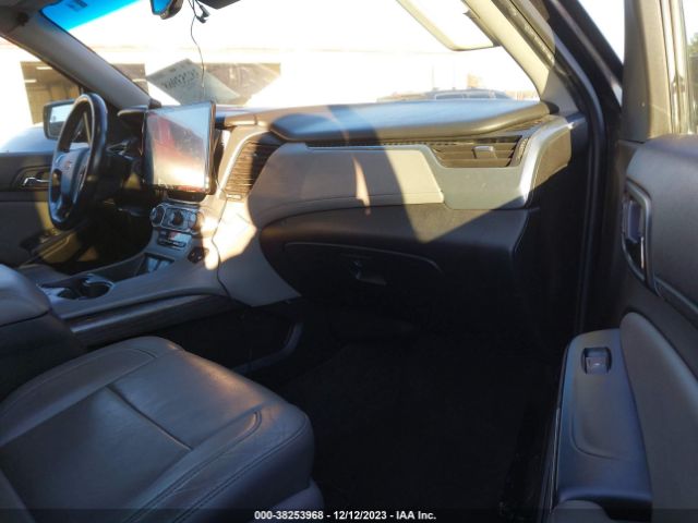 Photo 4 VIN: 1GNSKBKCXFR164390 - CHEVROLET TAHOE 