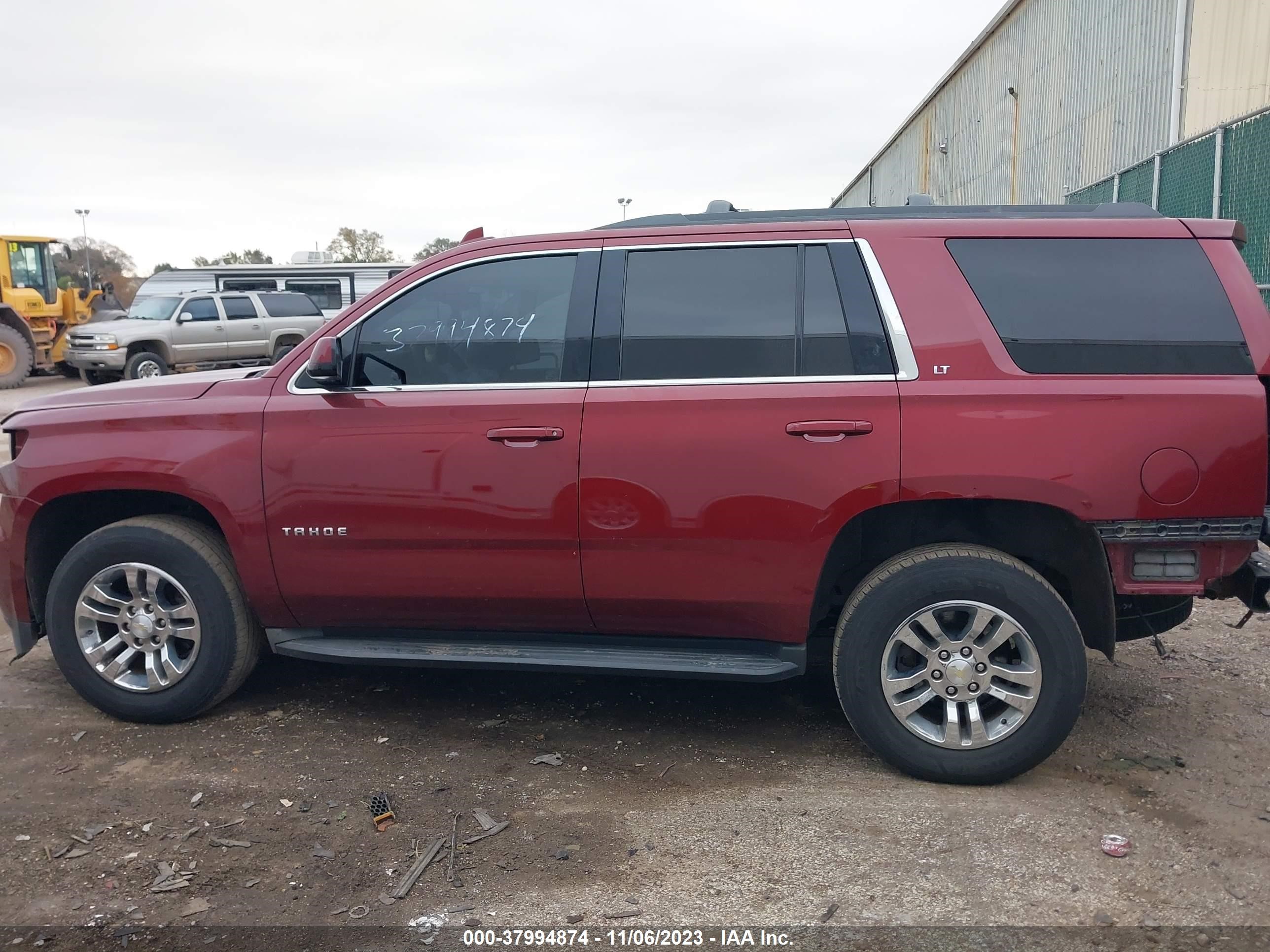 Photo 14 VIN: 1GNSKBKCXGR144139 - CHEVROLET TAHOE 