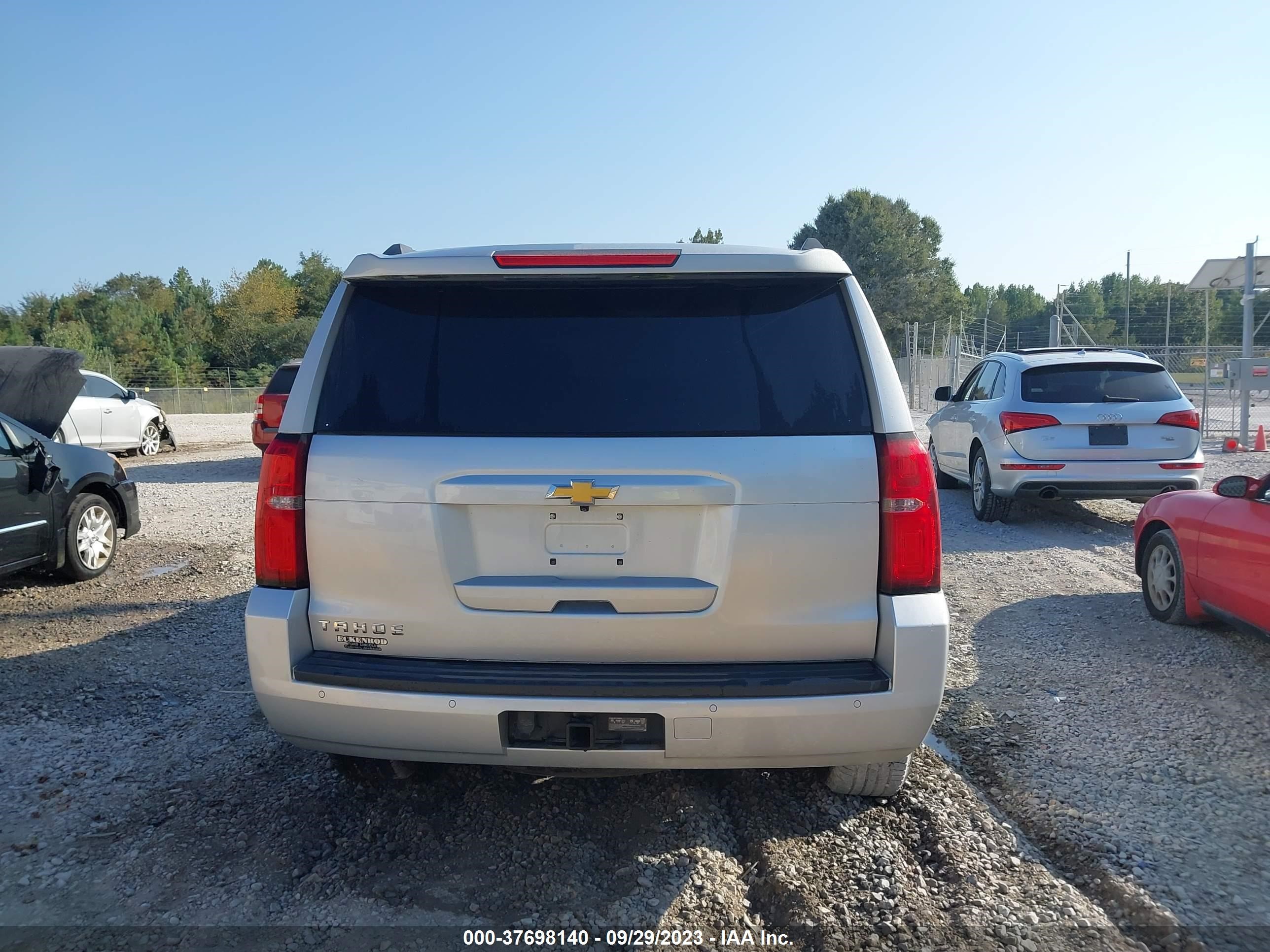 Photo 15 VIN: 1GNSKBKCXHR200906 - CHEVROLET TAHOE 