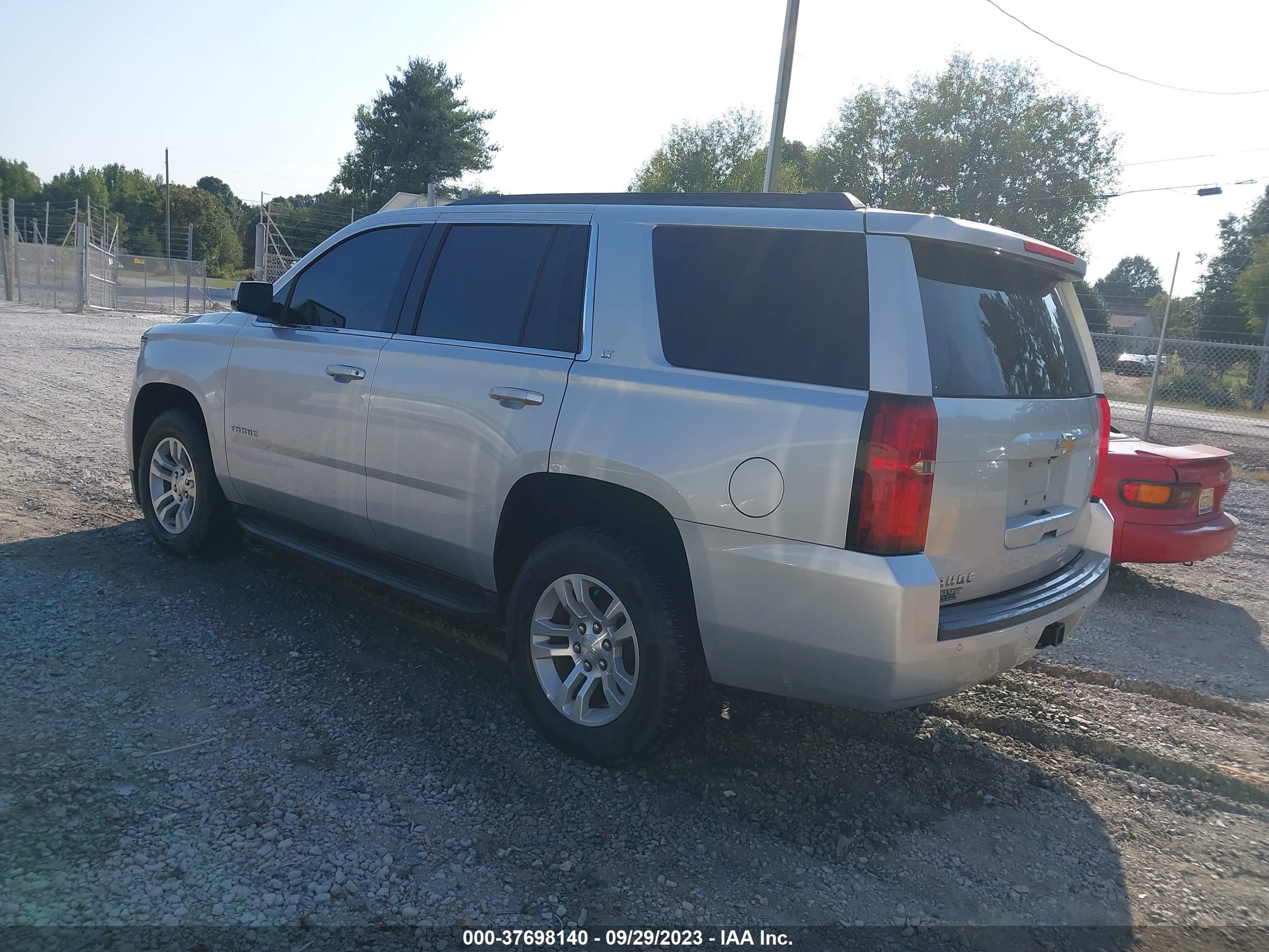 Photo 2 VIN: 1GNSKBKCXHR200906 - CHEVROLET TAHOE 