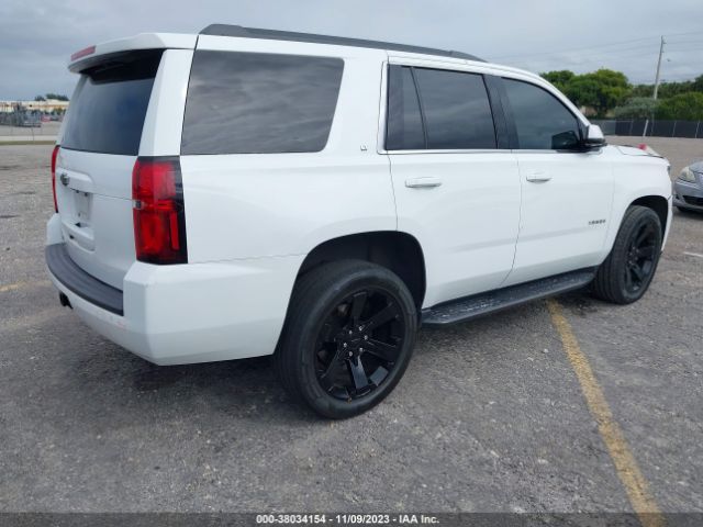 Photo 3 VIN: 1GNSKBKCXJR208414 - CHEVROLET TAHOE 