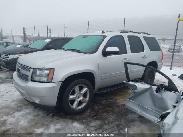 Photo 1 VIN: 1GNSKCE00BR102644 - CHEVROLET TAHOE 