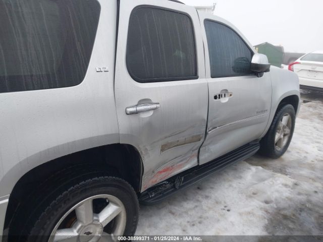 Photo 5 VIN: 1GNSKCE00BR102644 - CHEVROLET TAHOE 