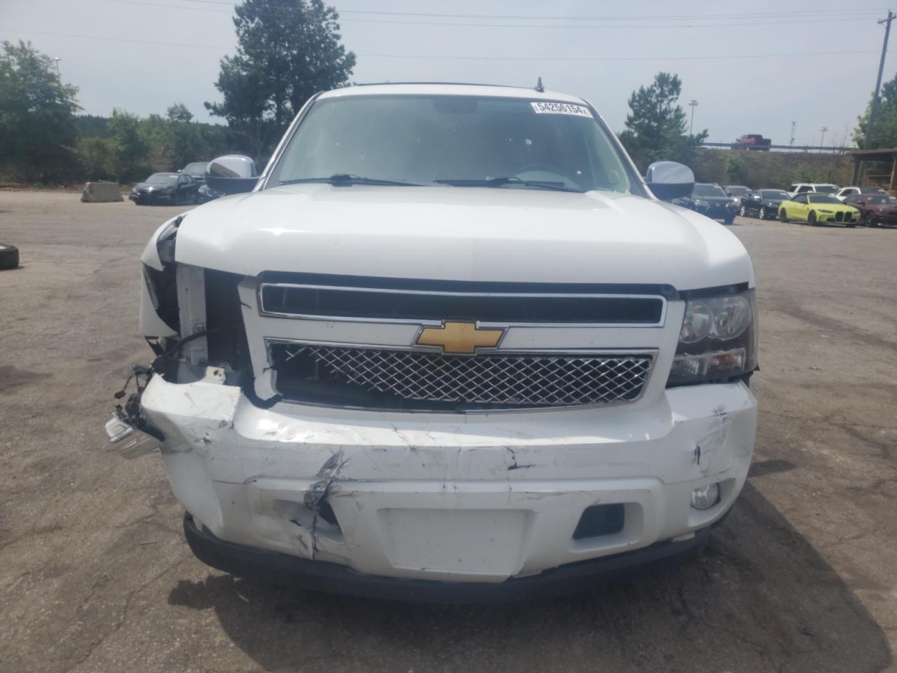 Photo 4 VIN: 1GNSKCE00DR251509 - CHEVROLET TAHOE 