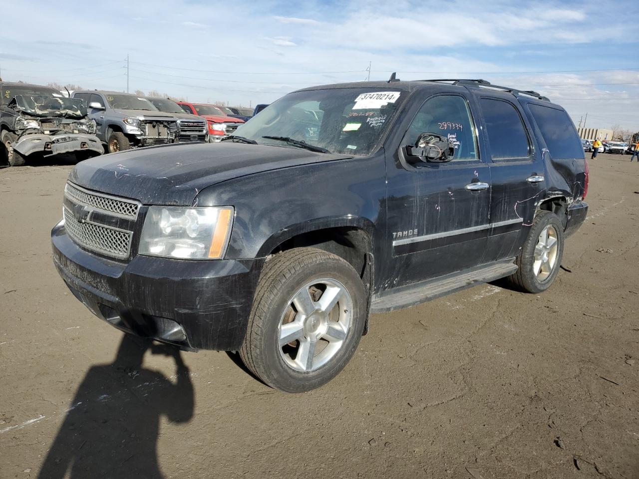 Photo 1 VIN: 1GNSKCE00DR322286 - CHEVROLET TAHOE 