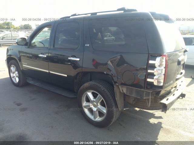 Photo 2 VIN: 1GNSKCE01BR127522 - CHEVROLET TAHOE 