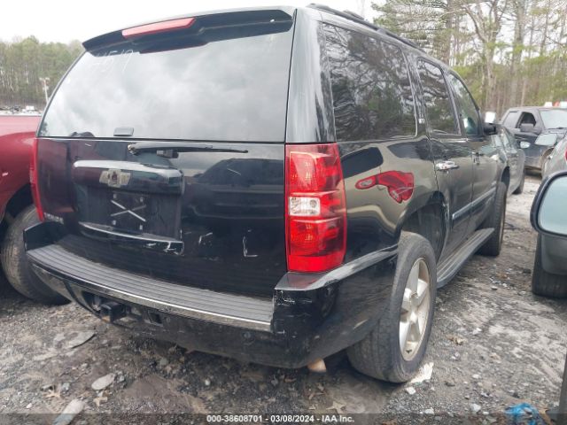 Photo 3 VIN: 1GNSKCE01DR174519 - CHEVROLET TAHOE 