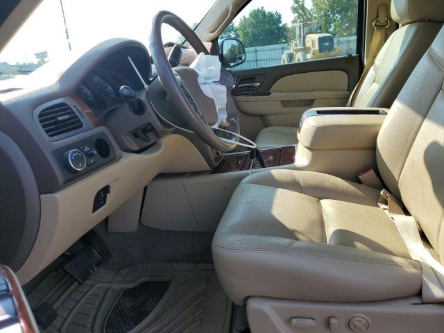 Photo 6 VIN: 1GNSKCE01DR205770 - CHEVROLET TAHOE 