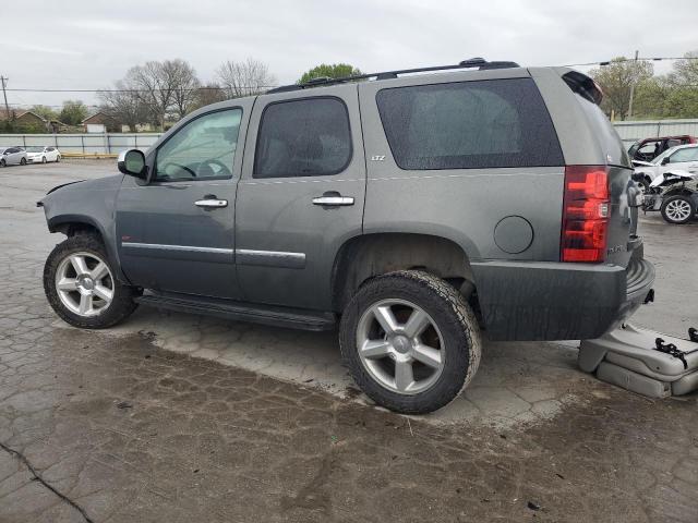 Photo 1 VIN: 1GNSKCE02BR185820 - CHEVROLET TAHOE 