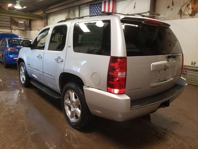 Photo 2 VIN: 1GNSKCE02BR235552 - CHEVROLET TAHOE K150 