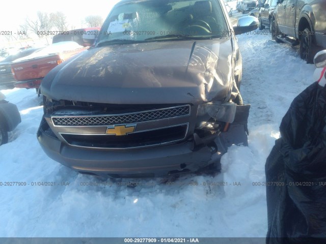 Photo 5 VIN: 1GNSKCE03ER152300 - CHEVROLET TAHOE 