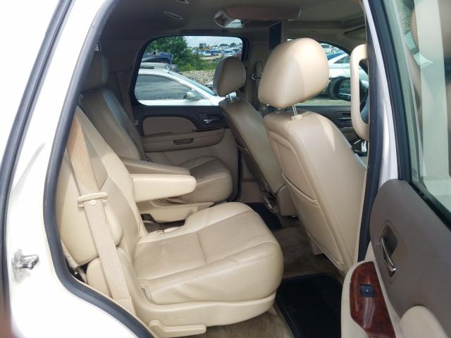 Photo 5 VIN: 1GNSKCE04BR268049 - CHEVROLET TAHOE K150 