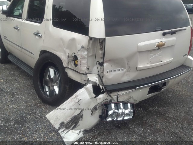 Photo 5 VIN: 1GNSKCE04BR288334 - CHEVROLET TAHOE 