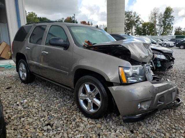 Photo 3 VIN: 1GNSKCE04DR179732 - CHEVROLET TAHOE 