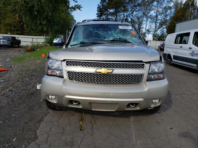 Photo 4 VIN: 1GNSKCE04DR186891 - CHEVROLET TAHOE 