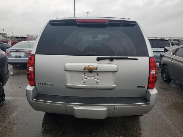 Photo 5 VIN: 1GNSKCE05BR290092 - CHEVROLET TAHOE 