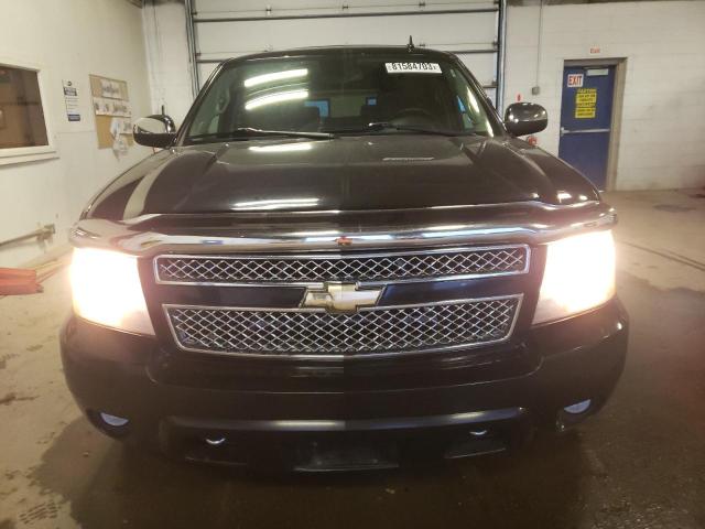 Photo 4 VIN: 1GNSKCE05BR378771 - CHEVROLET TAHOE 