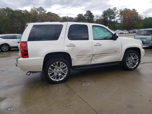 Photo 2 VIN: 1GNSKCE05CR256624 - CHEVROLET TAHOE 