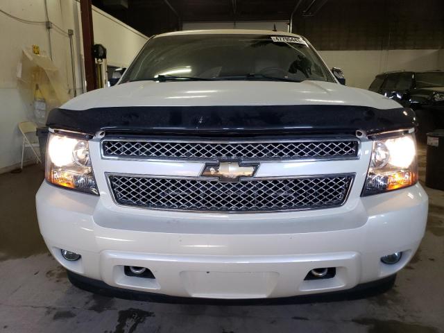 Photo 4 VIN: 1GNSKCE06BR367617 - CHEVROLET TAHOE K150 