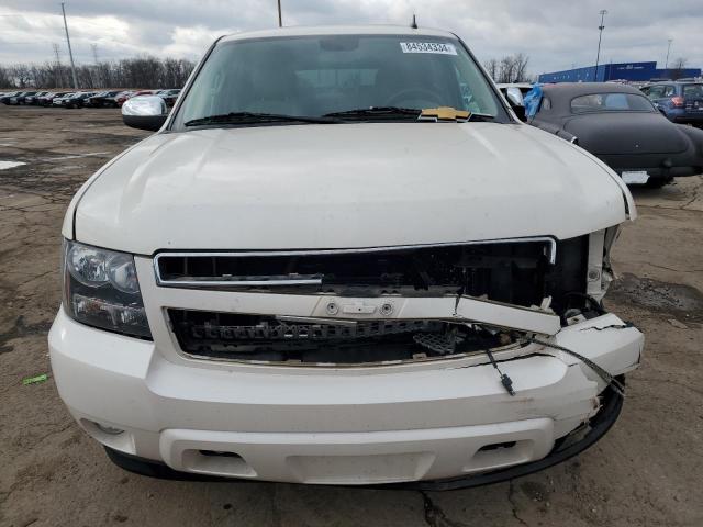 Photo 4 VIN: 1GNSKCE06DR102196 - CHEVROLET TAHOE K150 