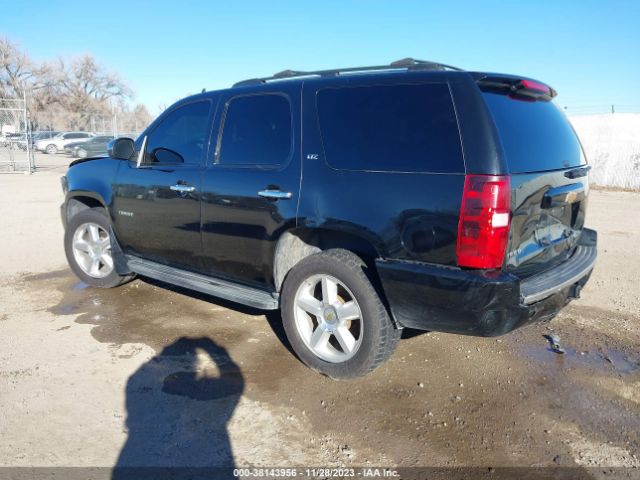 Photo 2 VIN: 1GNSKCE06DR249540 - CHEVROLET TAHOE 