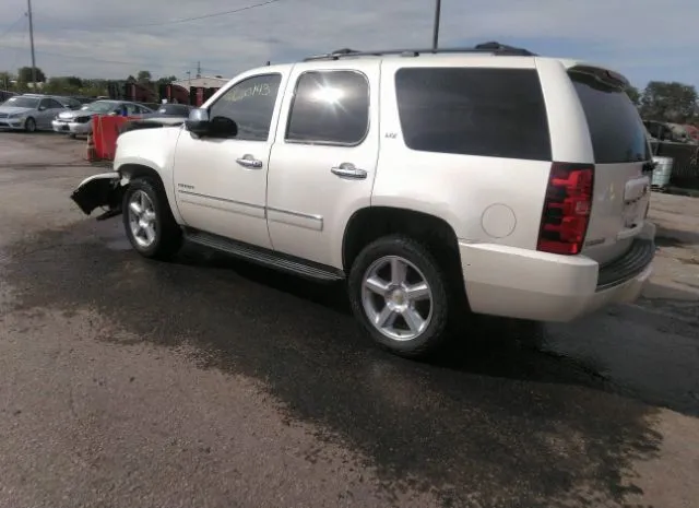 Photo 2 VIN: 1GNSKCE07CR172336 - CHEVROLET TAHOE 