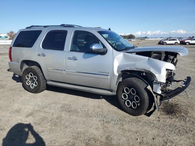 Photo 3 VIN: 1GNSKCE07CR243888 - CHEVROLET TAHOE K150 