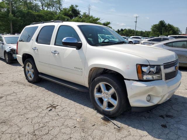 Photo 3 VIN: 1GNSKCE07DR164996 - CHEVROLET TAHOE 