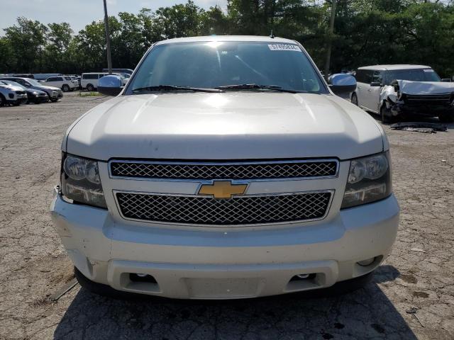 Photo 4 VIN: 1GNSKCE07DR164996 - CHEVROLET TAHOE 