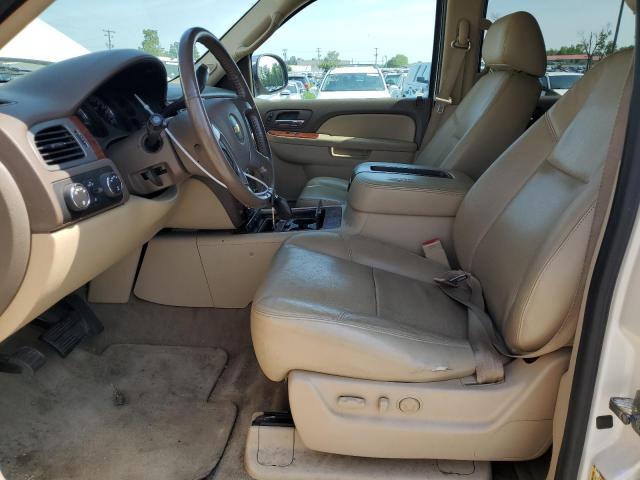 Photo 6 VIN: 1GNSKCE07DR164996 - CHEVROLET TAHOE 