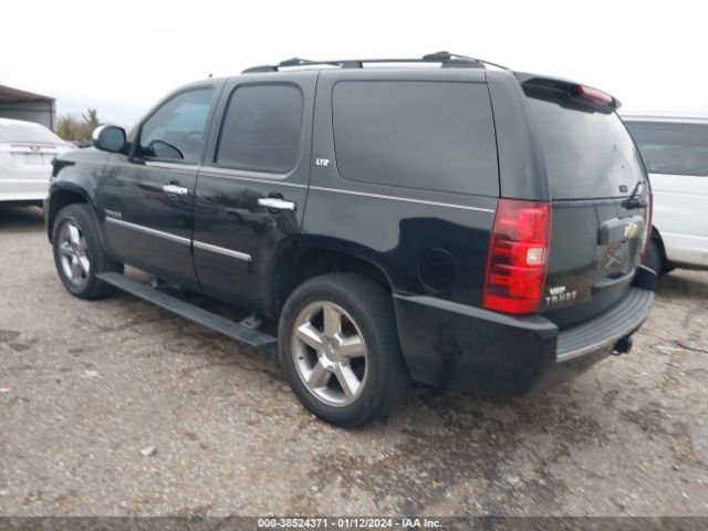 Photo 2 VIN: 1GNSKCE07DR255847 - CHEVROLET TAHOE 