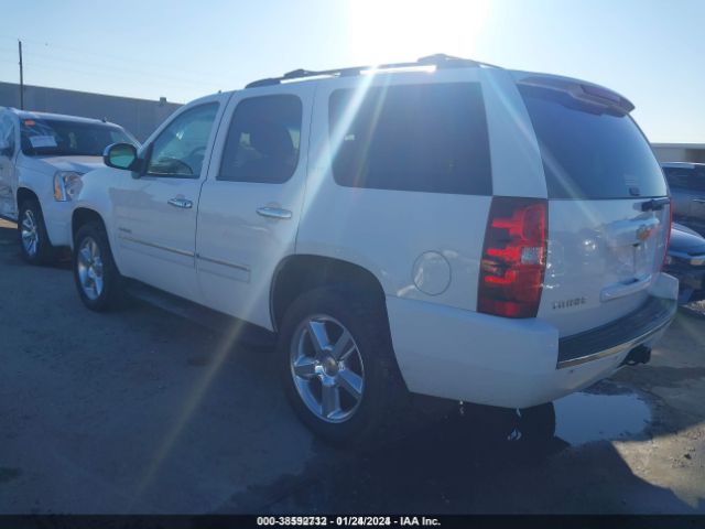 Photo 2 VIN: 1GNSKCE07DR283115 - CHEVROLET TAHOE 