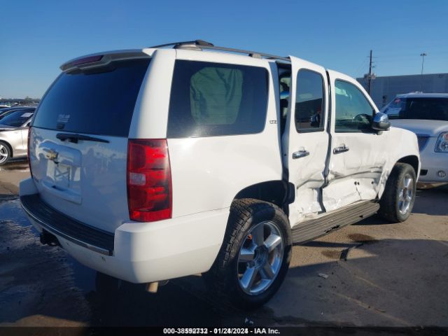 Photo 3 VIN: 1GNSKCE07DR283115 - CHEVROLET TAHOE 