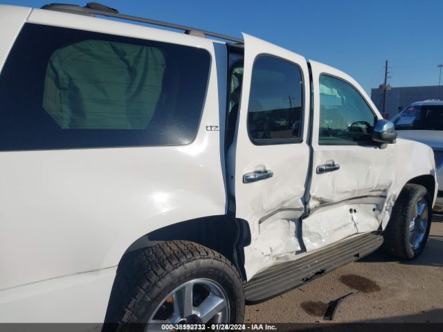 Photo 5 VIN: 1GNSKCE07DR283115 - CHEVROLET TAHOE 