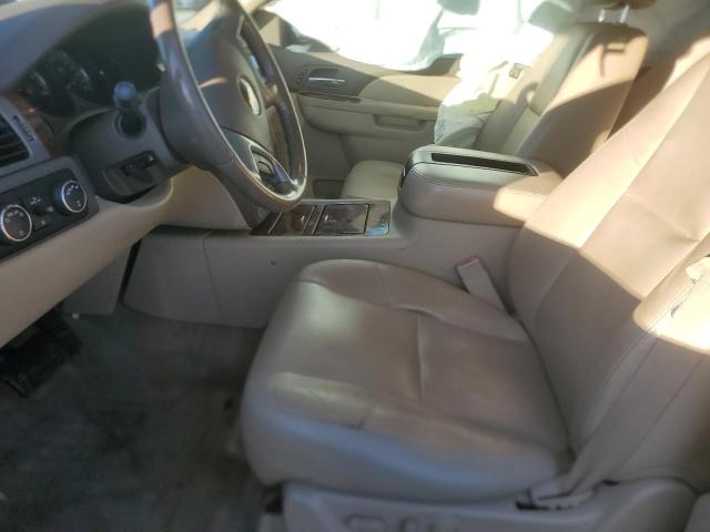 Photo 6 VIN: 1GNSKCE08BR256874 - CHEVROLET TAHOE K150 