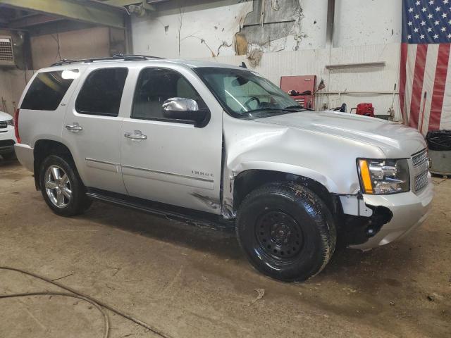 Photo 3 VIN: 1GNSKCE08BR273223 - CHEVROLET TAHOE 