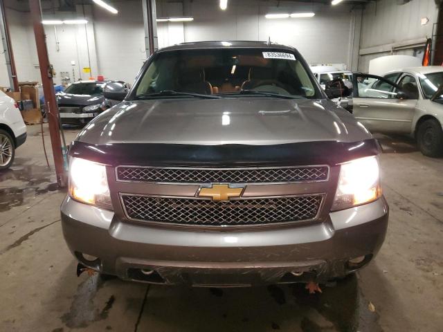 Photo 4 VIN: 1GNSKCE08BR384824 - CHEVROLET TAHOE K150 