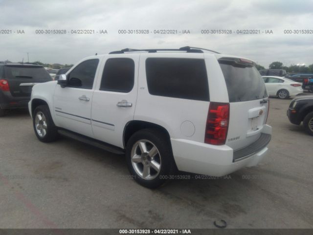 Photo 2 VIN: 1GNSKCE08DR322908 - CHEVROLET TAHOE 