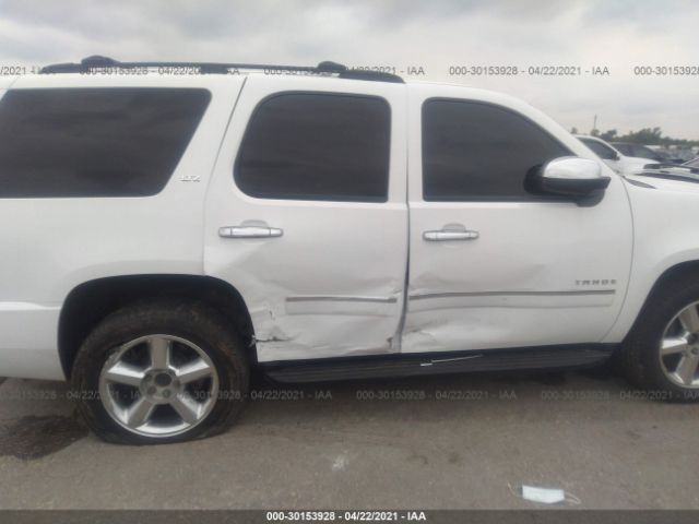 Photo 5 VIN: 1GNSKCE08DR322908 - CHEVROLET TAHOE 