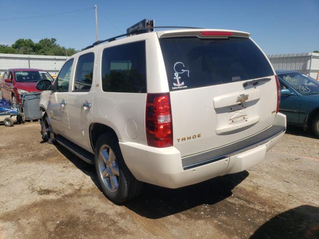 Photo 2 VIN: 1GNSKCE09BR188813 - CHEVROLET TAHOE K150 