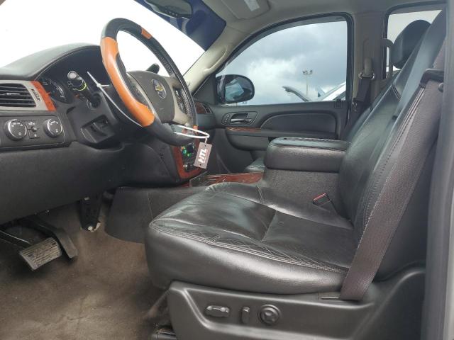 Photo 6 VIN: 1GNSKCE09BR267544 - CHEVROLET TAHOE K150 