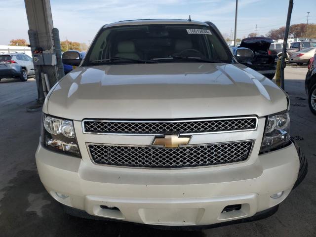 Photo 4 VIN: 1GNSKCE09BR268001 - CHEVROLET TAHOE K150 